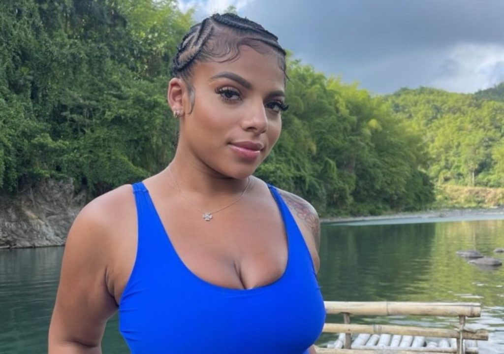 Mikayla Saravia